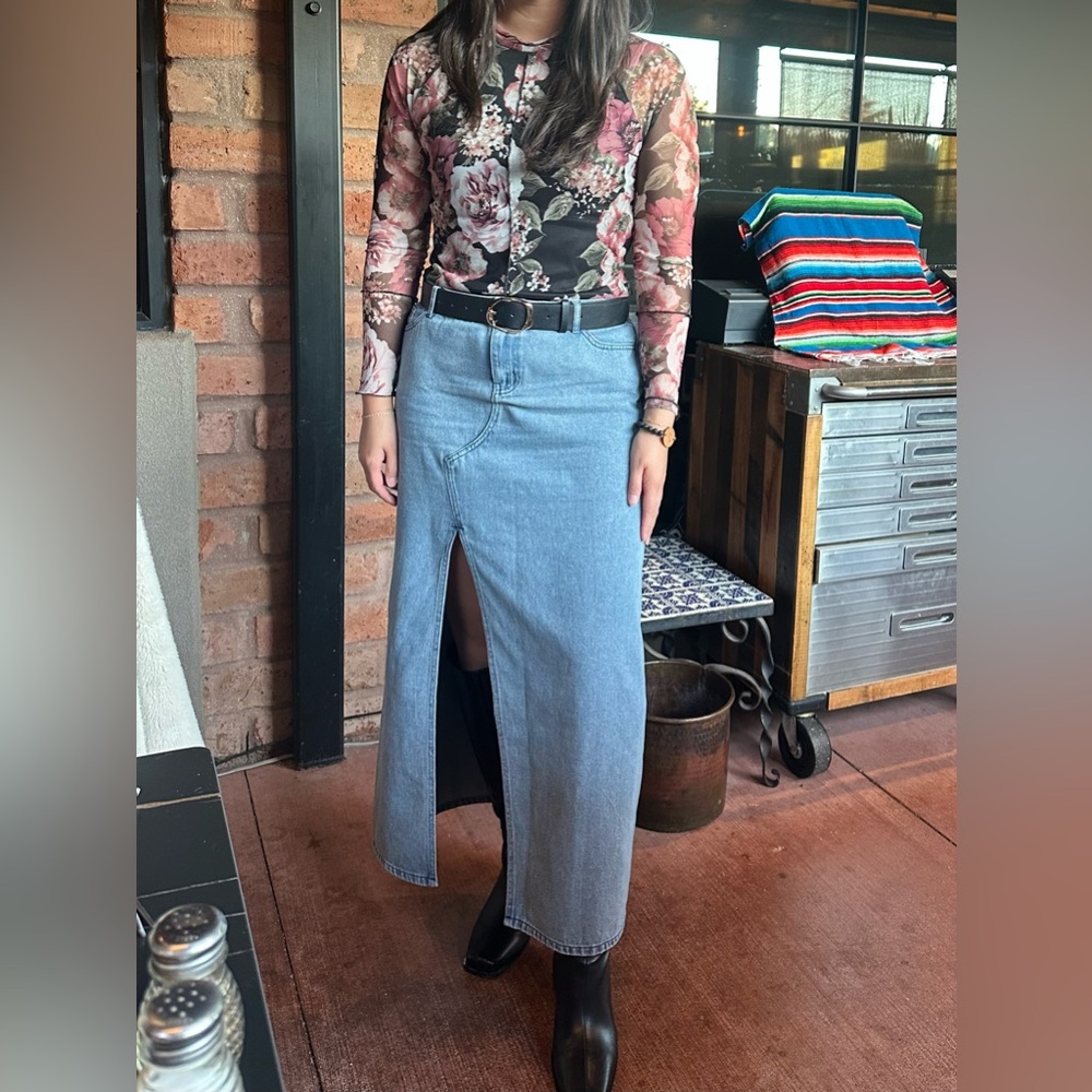 Gray Denim Skirt with Slit